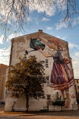 Białystok, budynek Instytutu Chemii UwB, mural Dziewczynka...