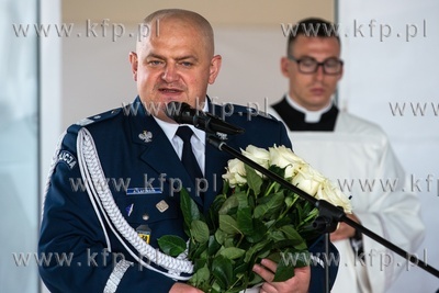 Gdańsk, Oddział Prewencji Policji w Złotej Karczmie....