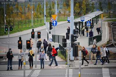 Gdansk. Przystanek tramwajowy przy petli na Chelmie.
10.10.2011
fot....