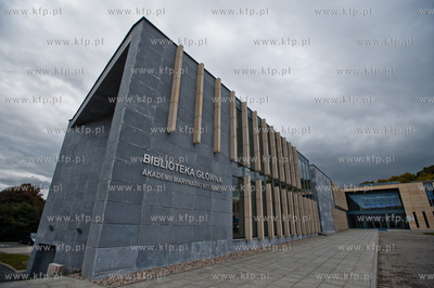 Gdynia. Akademia Marynarki Wojennej. Biblioteka Glowna....