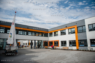 Gdansk. Kokoszki. Dzien otwarty nowo powstalej Pozytywnej...