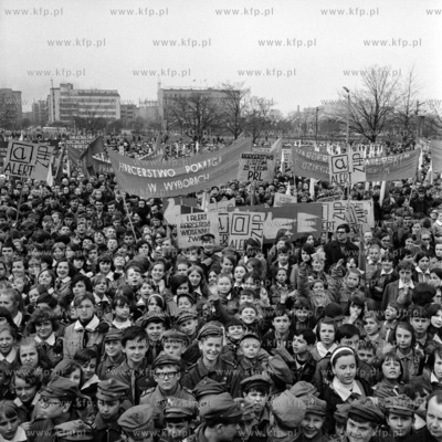 Uroczystości podczas Alertu ZHP. 
1968
0004960z_1968
Fot....