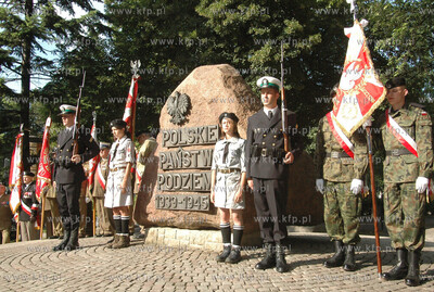 Gdansk. Uroczystosci upamietniajace 62 rocznice wybuchu...