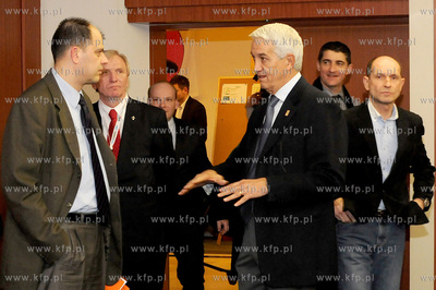 Hotel Nadmorski w Gdyni. Konferencja prasowa przed...