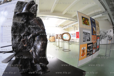 Poimorski Park Naukowo - Technologiczny w Gdyni. Wystawa...