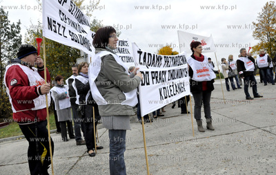 Kwidzyn. Przed  siedziba firmy Plati Polska w Kwidzynie...