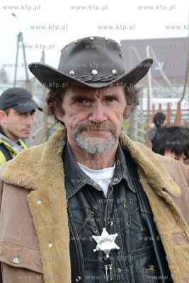 11.11.2013 o godz. 11:11 otwarto ZOO FARME W Debogorzu,...