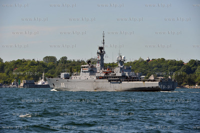 Gdynia. Miedzynarodowe manewry Baltops 2015 organizowane...