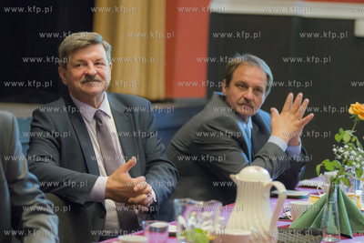 Święto Ludowe w Pelplinie. Nz. Jarosław Kalinowski...