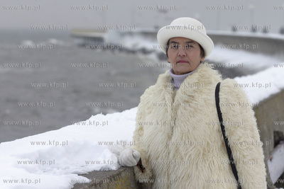 Irena Brudnicka - jedna z wdow po marynarzach zatopionego...