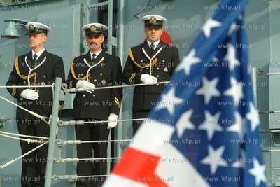 Chrzest fregaty rakietowej ORP "Gen. T. Kosciuszko"....