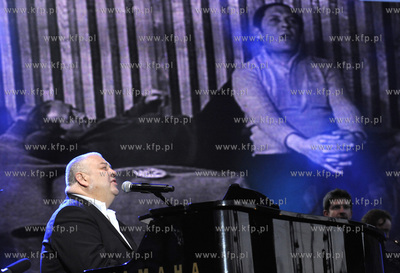 Gdansk. Festiwal Gwiazd. Koncert pamieci Jana Himilsbacha...