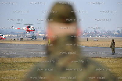 Pruszcz Gdansk, 49. Pulku Smiglowcow Bojowych. Uroczystosc...