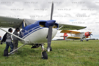 Lotnisko w Pruszczu Gdanskim w dniu 80 lecia Aeroklubu...