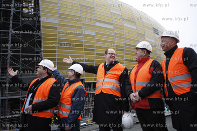 Gdansk. Budowa stadionu pilkarskiego PGE Arena. Nz...
