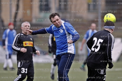 Gdansk. Boisko przy ul. Traugutta.  Sylwestrowy mecz...