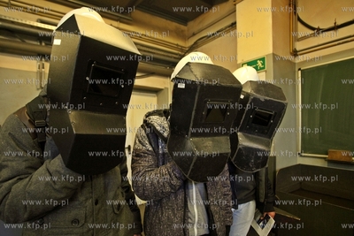 Dzien otwarty dla uczniow w Stoczni Gdansk i GSG Towers...