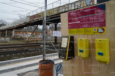 Przystanek SKM Stocznia otwarty po remoncie. Kasowniki...