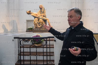 Prace remontowo - konserwatorskie w Bazylice Mariackiej...