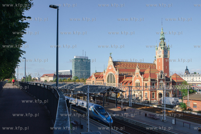 Dworzec Główny w Gdańsku widok od ulicy 3 maja....