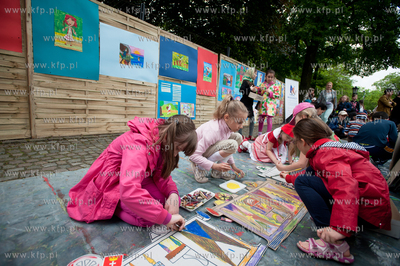 Gdansk. Zieleniec Nowego Ratusza. Festyn dla dzieci...