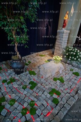 Gdansk. Kosciol sw. Mikolaja Biskupa. Niedziela Wielkanocna....