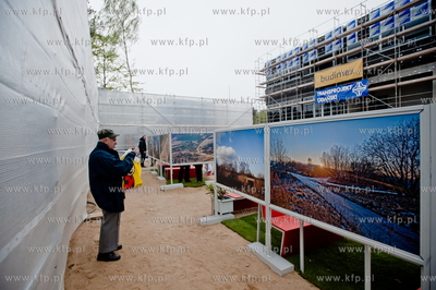 Gdansk. Matarnia. Kolej na PKM - Dzien Otwarty powstajacej...