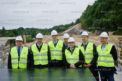 Gdansk. Powstajacy wiadukt Pomorskiej Kolei Metropolitalnej...