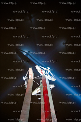 Gdansk. Plac Solidarnosci. Swieto Zmarlych. Litania...