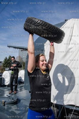 Gdynia. Morderczy trening przygotowujacy do zawodow...