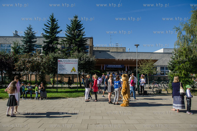 Gdańsk. Osowa. Szkoła Podstawowa nr 81. Miejska inauguracja...