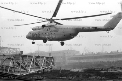 Transport przy pomocy śmigłowca transportowego typu...
