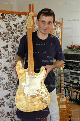 Walenty Rybak z Gdanska - muzyk i bursztynnik tworca...