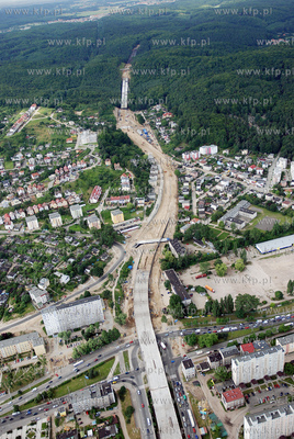Gdynia z lotu ptaka. Nz. Budowa ostatniego etapu Estakady...