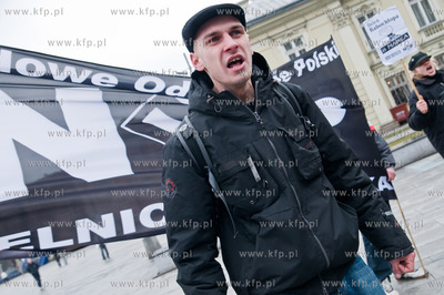 Krakow. Doroczna demonstracja feministyczna organizowana...