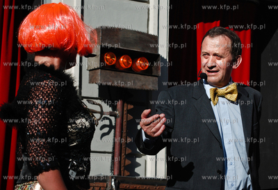 Pierwsza produkcja Teatru w Oknie, przedstawienie "Alchemik"...