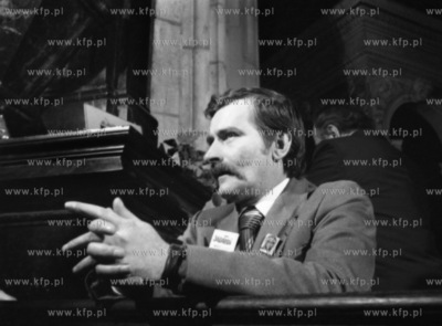 Delegacja Solidarnosci na mszy w katedrze wawelskiej...