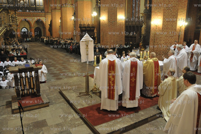 Msza Wieczerzy Panskiej w Wielki Czwartek w bazylice...