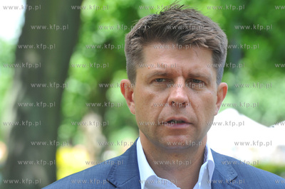 Sopot. Park Lecha i Marii Kaczynskich. Konferencja...