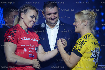 Hala Sportowo - Widowiskowa w Rumi. Konferencja prasowa...