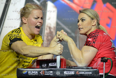 Hala Sportowo - Widowiskowa w Rumi. 50. Gala Armwrestligu...