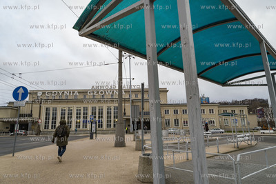 Gdynia. Dworzec Główny, PKS.  27.03.2019 Fot. Anna...