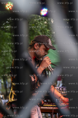 Sopot. 5 urodziny Goyki 3 Inkubator. Na scenie grają...