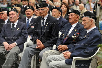 Uroczyste obchody 65. rocznicy zakonczenia II wojny...