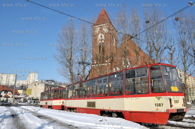 Petla tramwajowa na Siedacach przy kosciele pw. sw....