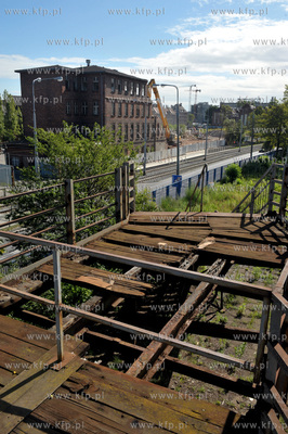 Wyburzanie stoczniowych budynkow przy ul. Jana z Kolna.
06.09.2012...