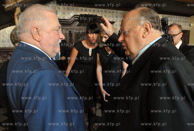 Dwor Artusa w Gdansku. Uroczystosc wreczenia Nagrody...