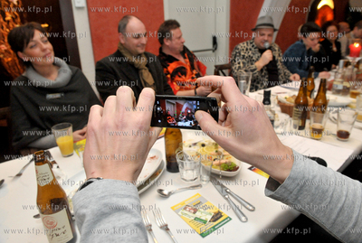 Biesiada felietonistow Wybrzeza w Restauracji VNS w...