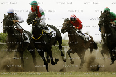 Wyscigi konne na sopockim hipodromie.
10.07.2011
fot.Krzysztof...