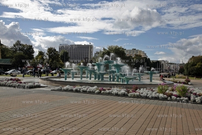 Gdynia. Fontanna na Skwerze Kosciuszki.
28.09.2012
fot....